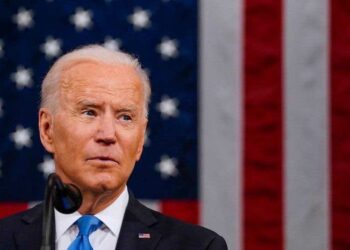 Бајден до украинската амбасадорка – американската помош е на пат