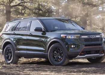 Ford ќе ја редуцира електрониката поради немање чипови