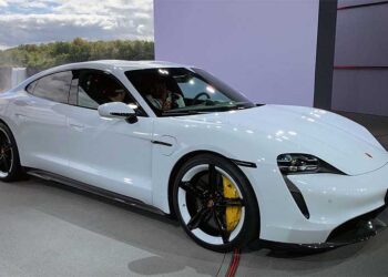 И Порше се електрифицира