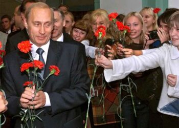 Само жена може да ја “реши војната”?