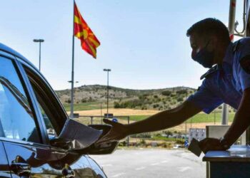 Од 1 мај во Грција без сертификати