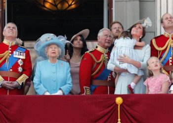 Балконот на Бети без синот Ендрју и внукот Хари