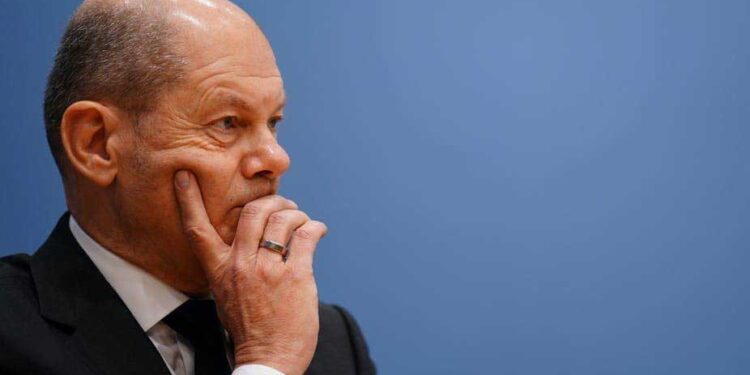 Другите ги тера, самата не прави?