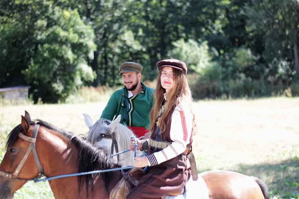 Битолска Коњаница - Галоп по врвиците на Илинденците (ВИДЕО)