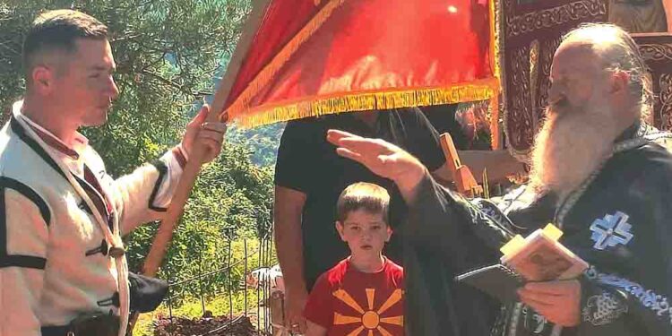 Слава и помен воочи Илинден - Кичевската коњаница во Слепченскиот манастир