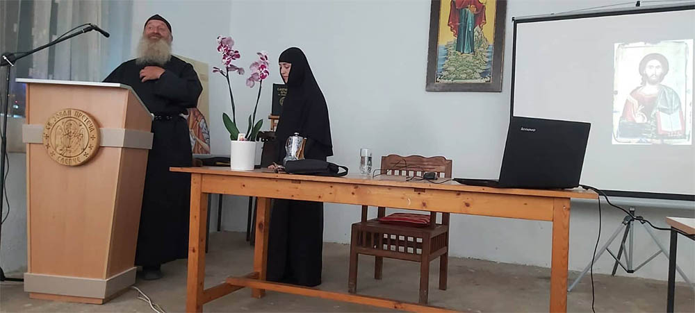 Следното предавање од циклусот за Ракописното книжевно наследство на Слепченскиот Манастир ќе биде посветено на „Слепченскиот Апостол од 10 век“