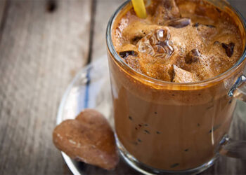 Ледено кафе – солен бадем