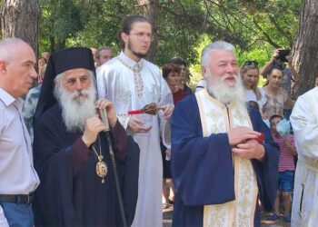 Владиката Петар го благослови патот на Битолската коњаница