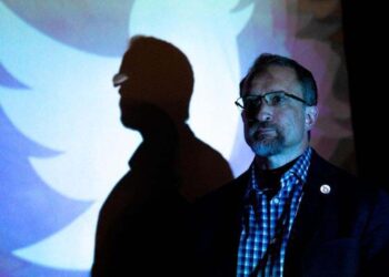 Твитер нема контрола врз самиот себе?