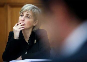 Како се поднесува оставка поради само еден смртен случај