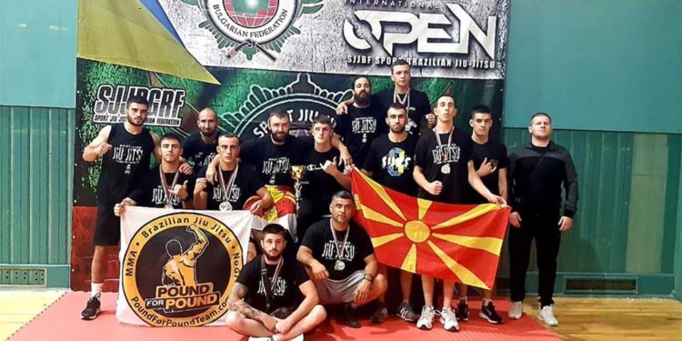 Битолскиот клуб Нинџуцу во Бугарија им покажа како се освојуваат медалитe