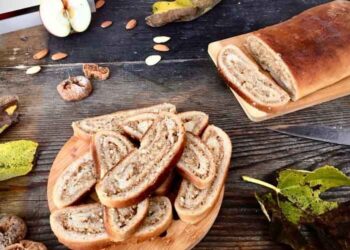 Колач со суви смокви – без многу шеќер