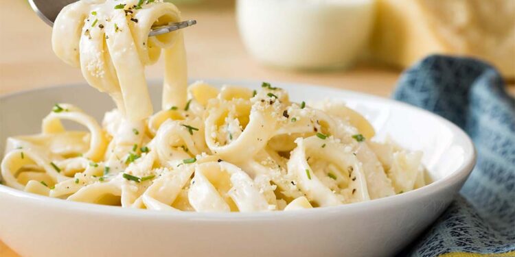 Фетучини алфредо – брзо и вкусно