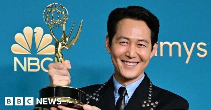 Еми наградата за „Борбата на октоподите” за првпат во рацете на азиски актер