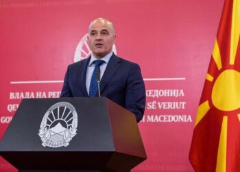 Ковачевски: Владата ќе субвенционира 80% струја за домаќинствата