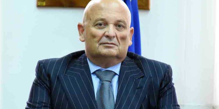 Новиот ректор на УКЛО ја презеде функцијатa