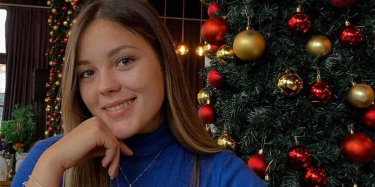 Ангела Плушковска – Сите ни ветуваат иднина, ама што правиме со сега?