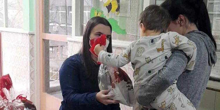 Преку поезија до донација – необична хуманитарна идеја на битолска ученичка