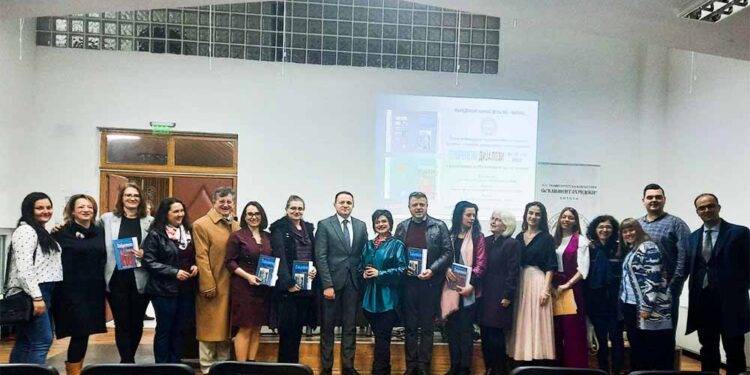 За Денот на поезијата стихови на македонски од сите меридијани