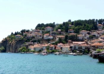 УНЕСКО СО БАРАЊЕ ДО ОХРИД: ДА СЕ ДОСТАВИ ДОКУМЕНТАЦИЈА ЗА ИЗГРАДБА НА ХОТЕЛОТ ВО „ГОРИЦА”