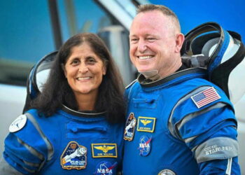 АСТРОНАУТИТЕ НА НАСА СВЕДОЦИ НА МИСТЕРИОЗНИ ЗВУЦИ?