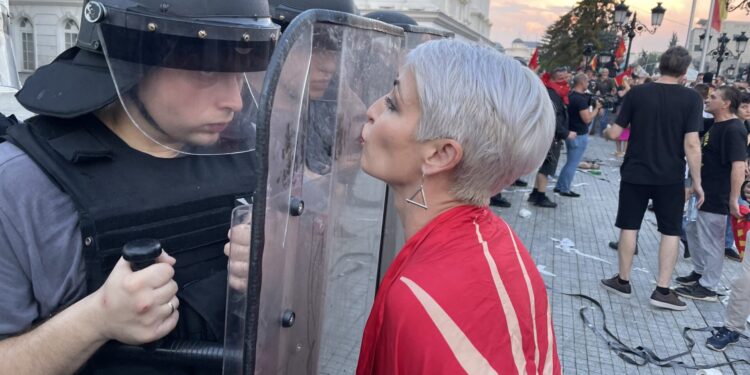 СВЕТСКА ПРЕМИЕРА НА КОМПОЗИЦИЈА ОД ДАРИЈА АНДОВСКА ВО САРАЕВО